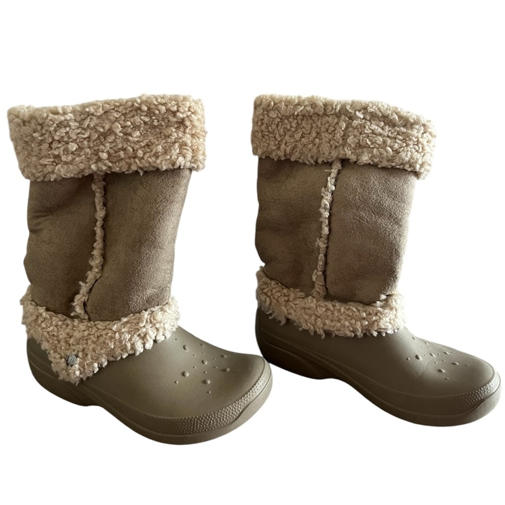 Crocs Snow Boots Women’s 7W Cozy Tan Faux Suede Sherpa Trim Pull On